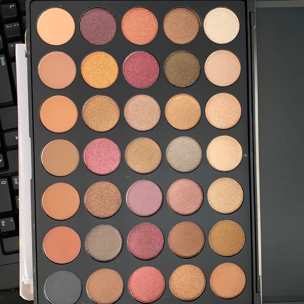 Morphe Shadow pallet 35f